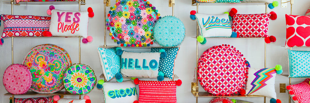 Cushions & Poufs